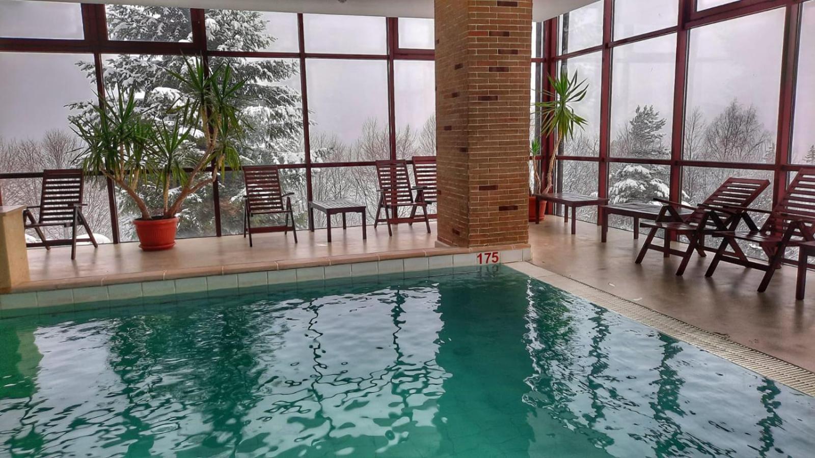 Hotel Valea Cu Pesti Căpăţîneni-Ungureni Bagian luar foto
