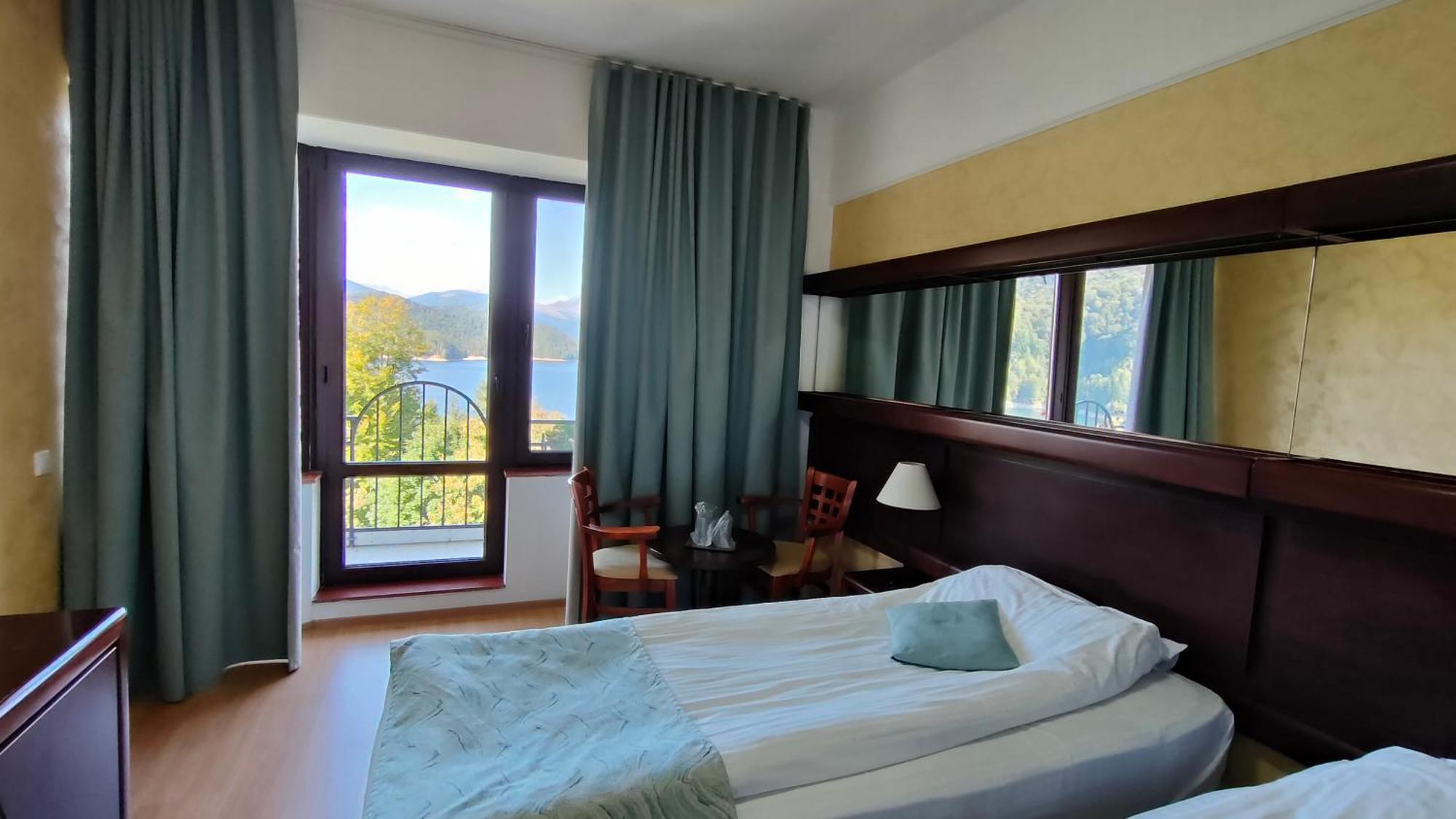 Hotel Valea Cu Pesti Căpăţîneni-Ungureni Bagian luar foto