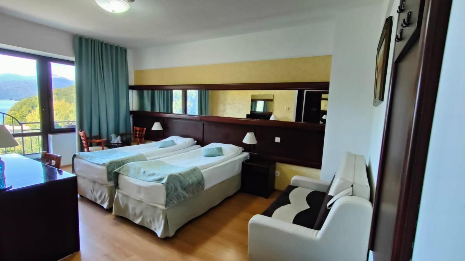 Hotel Valea Cu Pesti Căpăţîneni-Ungureni Bagian luar foto