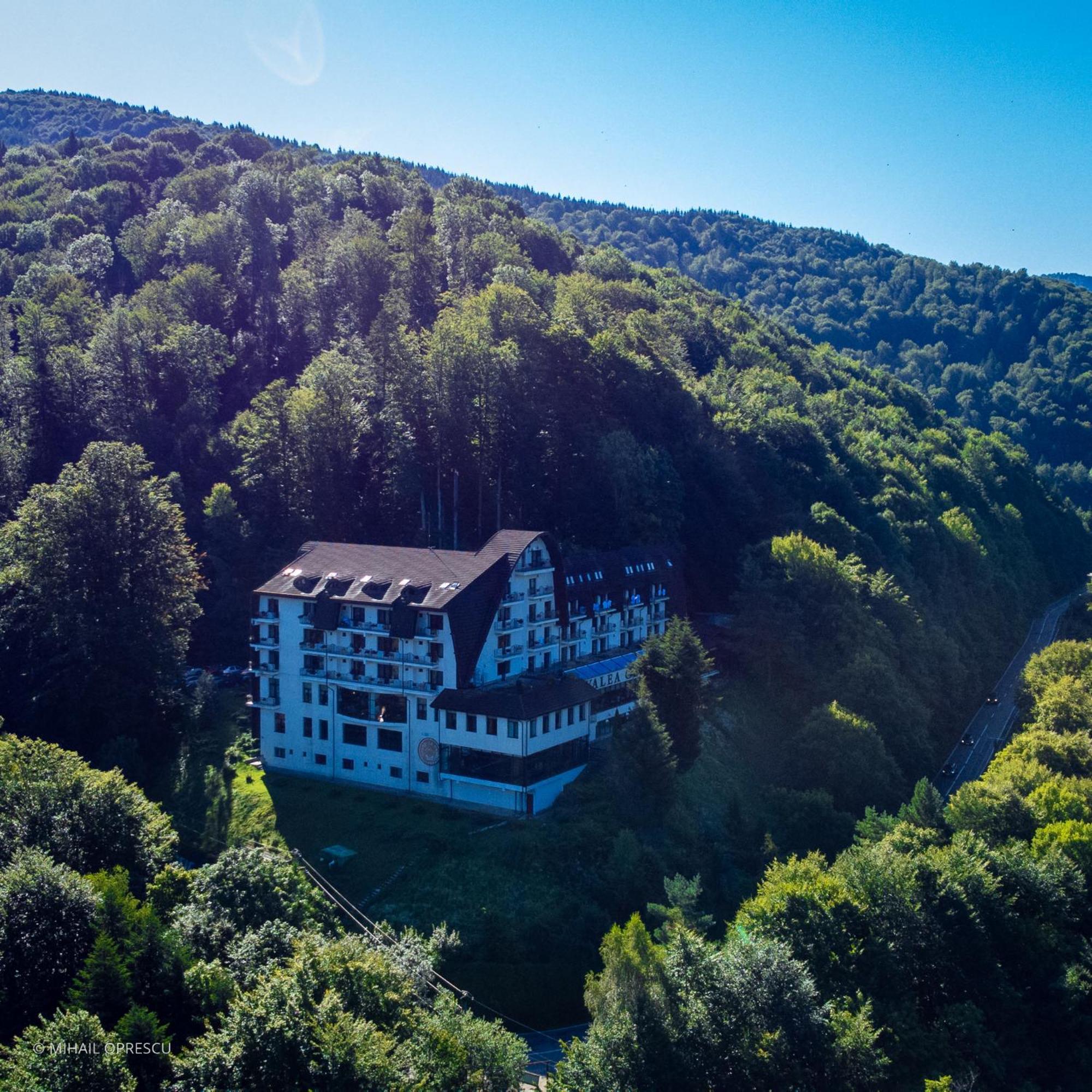 Hotel Valea Cu Pesti Căpăţîneni-Ungureni Bagian luar foto