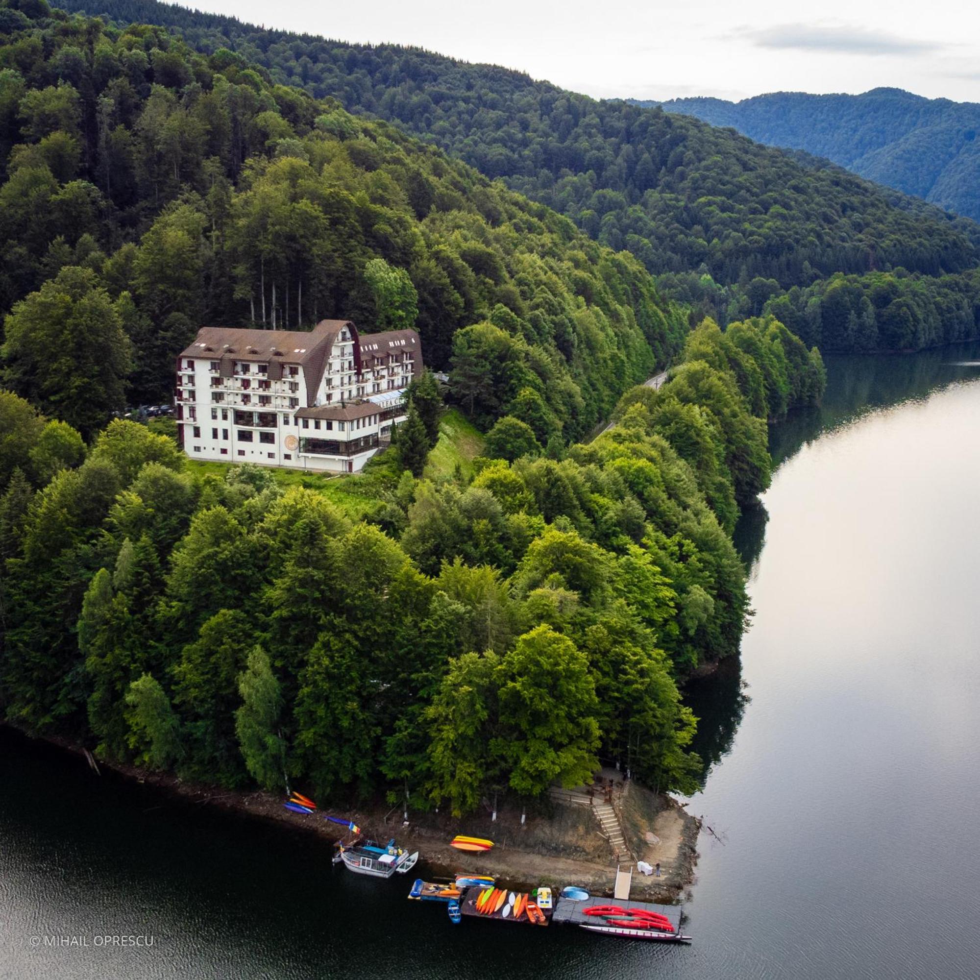 Hotel Valea Cu Pesti Căpăţîneni-Ungureni Bagian luar foto