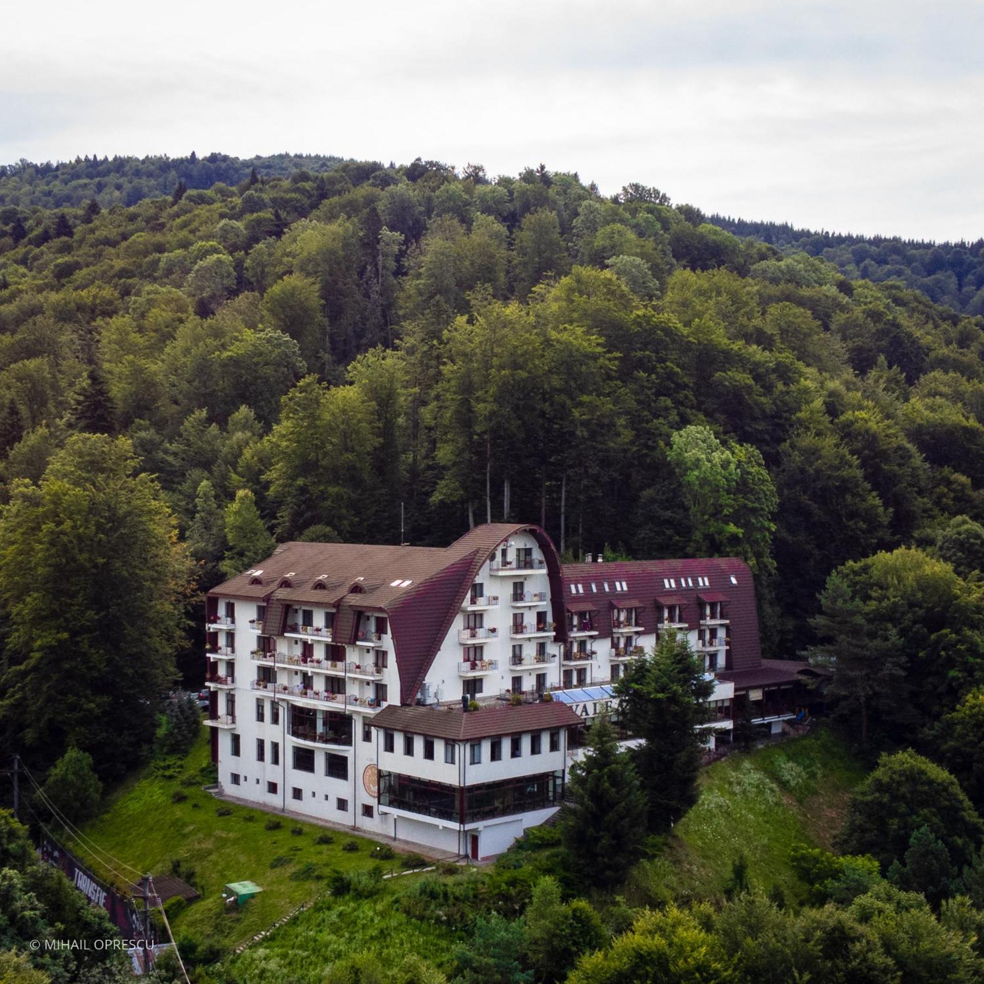 Hotel Valea Cu Pesti Căpăţîneni-Ungureni Bagian luar foto