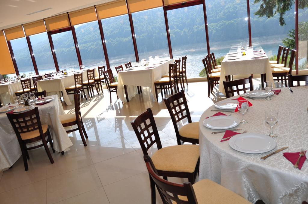 Hotel Valea Cu Pesti Căpăţîneni-Ungureni Bagian luar foto