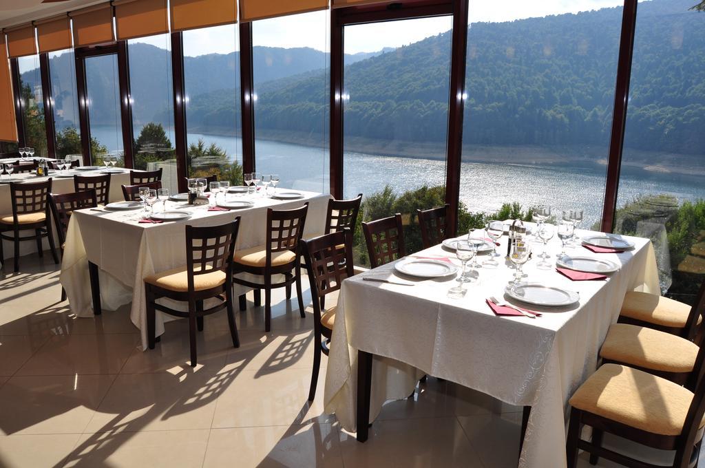 Hotel Valea Cu Pesti Căpăţîneni-Ungureni Bagian luar foto